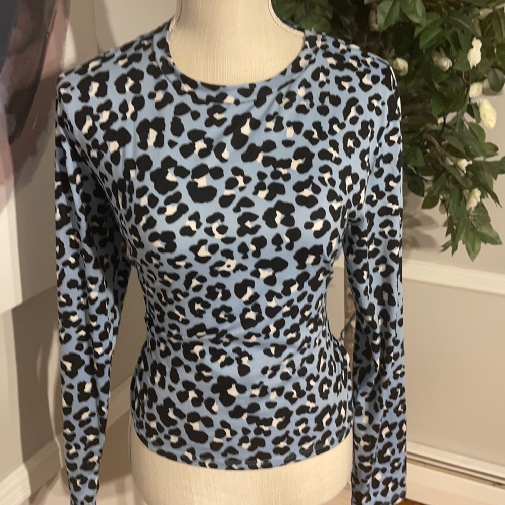 Blue Print Pattern Top - image 1